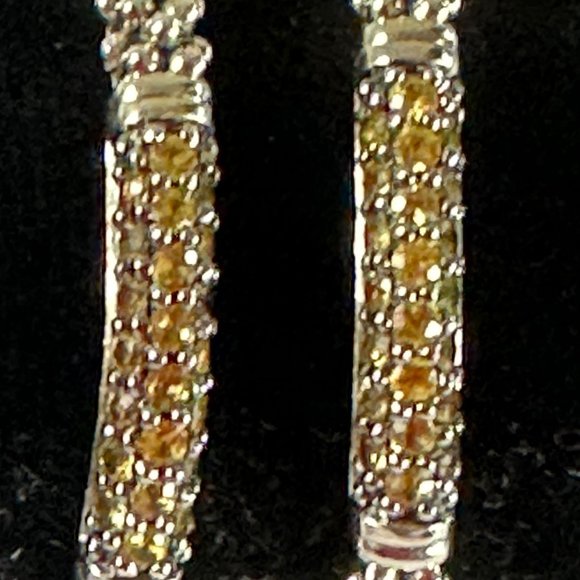 Lagos Caviar Hoop Earrings - Picture 6 of 15